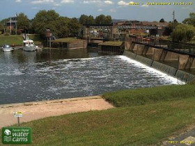 Imagen de vista previa de la cámara web Tewkesbury - River Avon